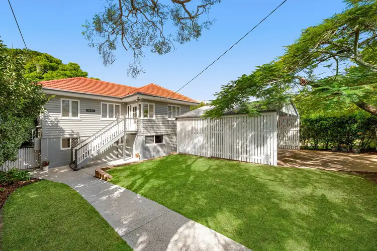 18 Coleman Street, Graceville QLD 4075