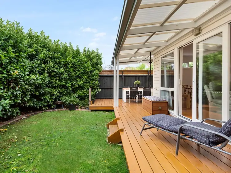 11 Robinsons Road, Seaford VIC 3198