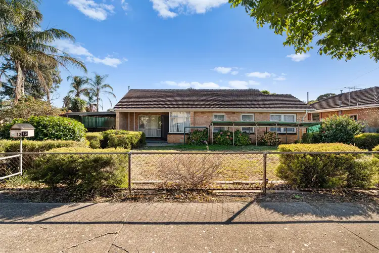 12 Raggatt Crescent, Mitchell Park SA 5043