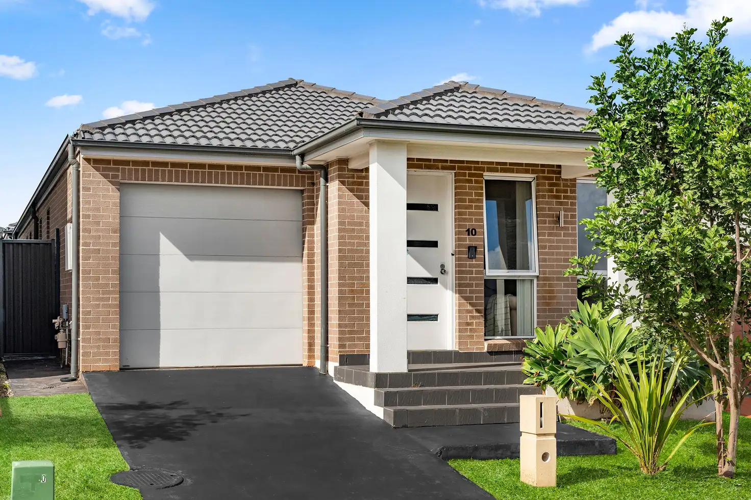 Main view of Homely house listing, 10 Dalby Street, The Ponds NSW 2769