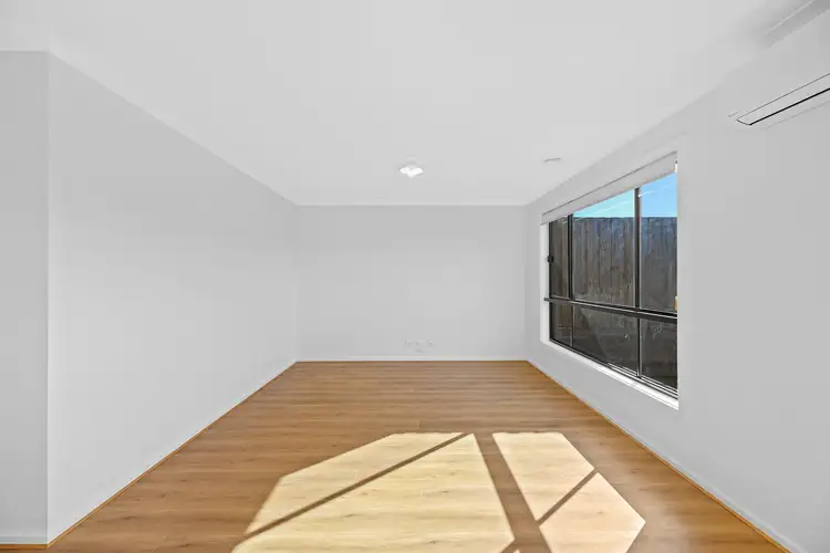 Fifth view of Homely unit listing, 3/12 Mckindlay Street, Drouin VIC 3818