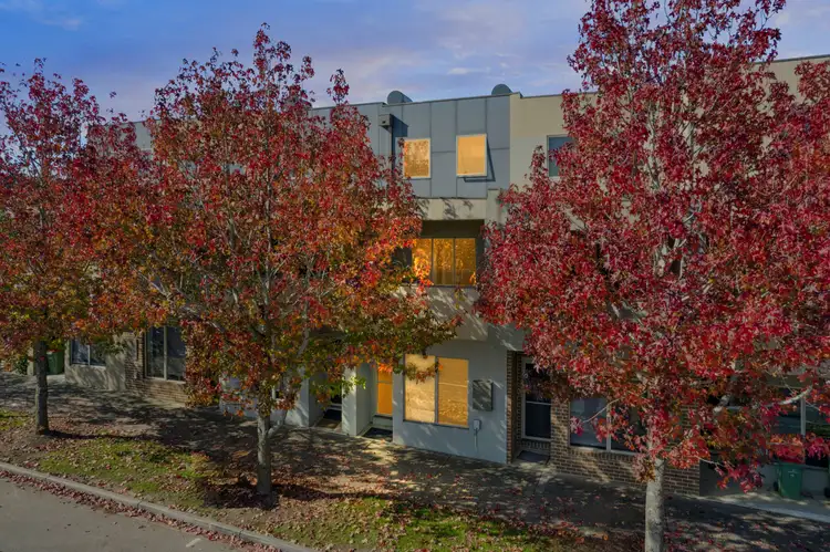17 Annecy Lane, Pakenham VIC 3810