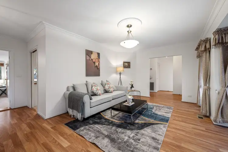 Fifth view of Homely unit listing, 2/15 Illuka Crescent, Mount Waverley VIC 3149