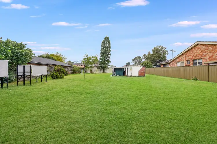 6 Haig Avenue, Georges Hall NSW 2198