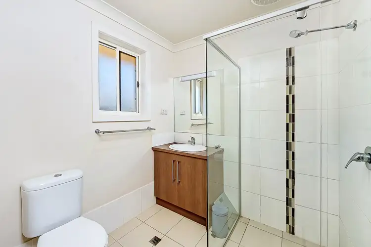 Sixth view of Homely house listing, 10 Pfitzner Close, Murray Bridge SA 5253