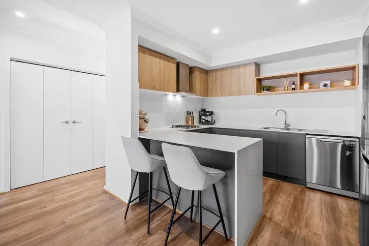 Fourth view of Homely house listing, 72 Washington Drive, Thornhill Park VIC 3335