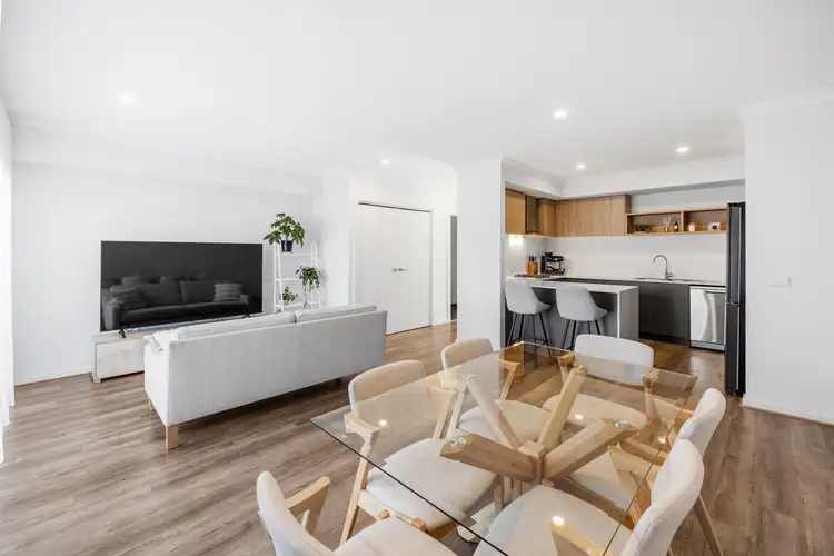Sixth view of Homely house listing, 72 Washington Drive, Thornhill Park VIC 3335