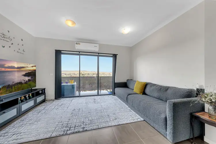 Fifth view of Homely townhouse listing, 8 Swagman Walk, Wollert VIC 3750