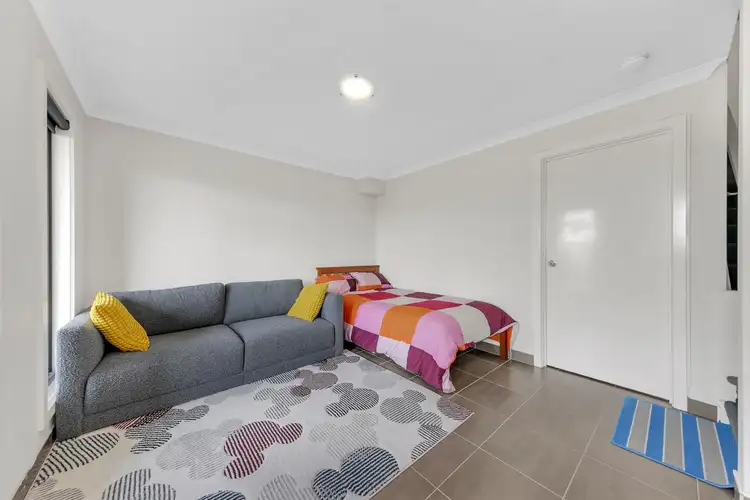 Sixth view of Homely townhouse listing, 8 Swagman Walk, Wollert VIC 3750