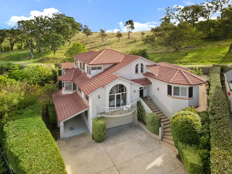 19 Fleetwood Smith Street