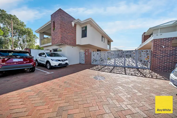 1/300 Drake Street, Morley WA 6062
