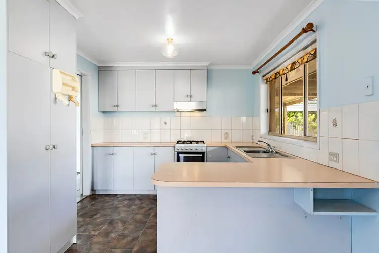 Fifth view of Homely house listing, 3 Lisa Court, Mildura VIC 3500