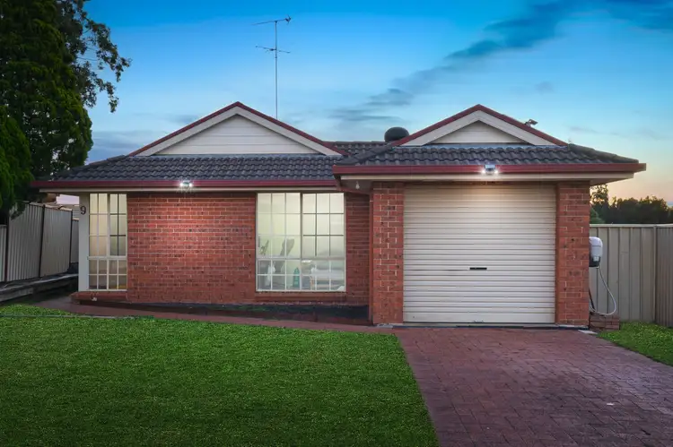 9 Southwaite Crescent, Glenwood NSW 2768