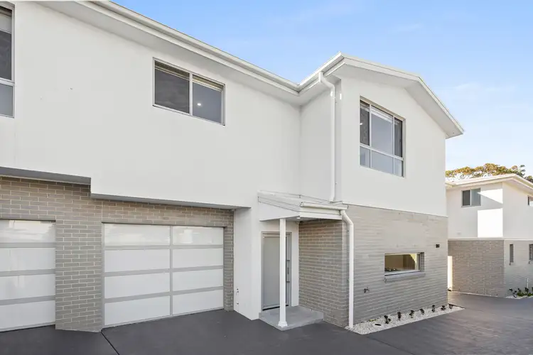 Second view of Homely townhouse listing, 2/8 William Street, Shellharbour NSW 2529