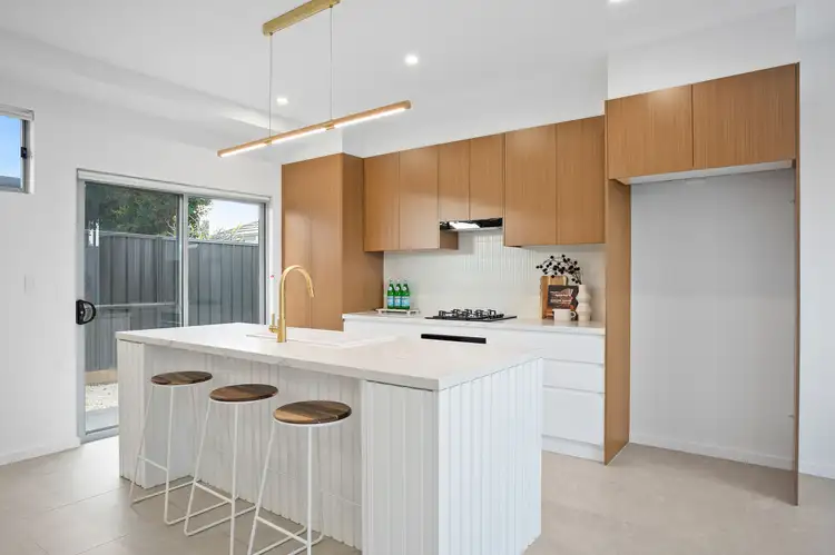 Fifth view of Homely townhouse listing, 2/8 William Street, Shellharbour NSW 2529