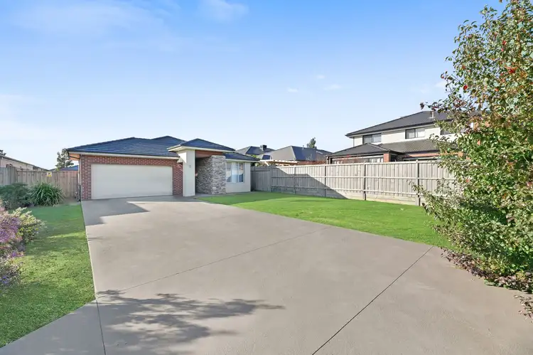 7 Kaye Court
