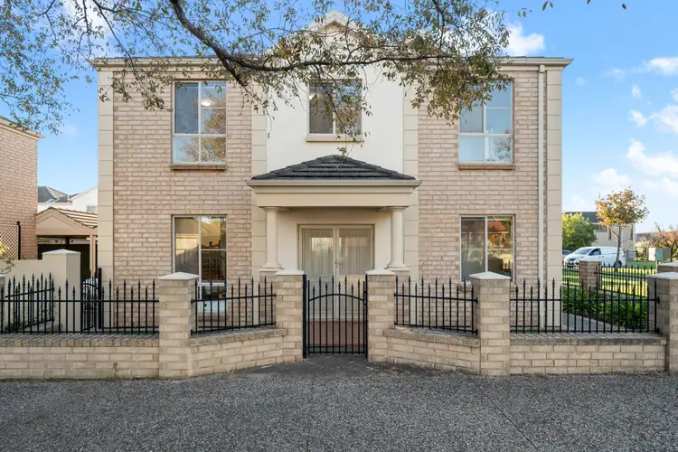 3/6 Cobblers Court, Mawson Lakes SA 5095