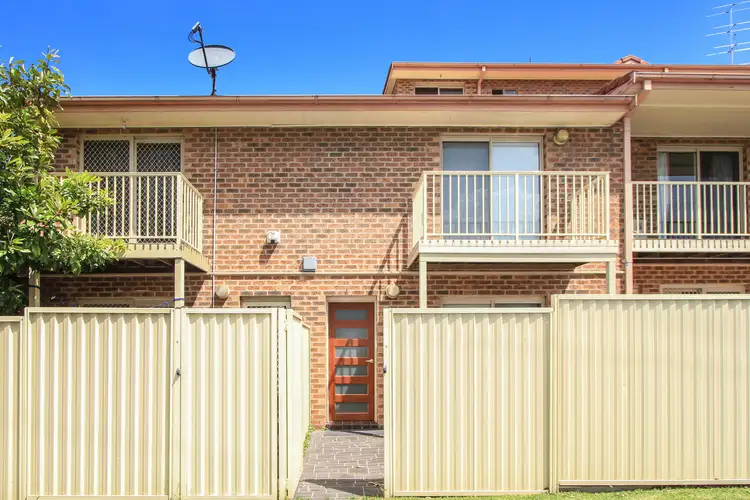 Main view of Homely townhouse listing, 3/20-22 Denison Street, Wollongong NSW 2500