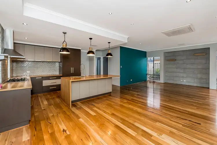 Seventh view of Homely house listing, 2 Melaleuca Lane, Baldivis WA 6171