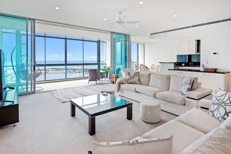 3104/1 Como Crescent, Southport QLD 4215