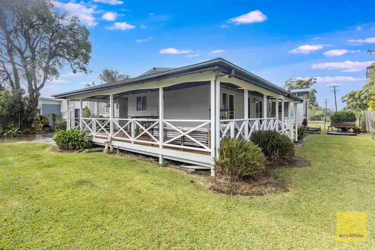 18 Waratah Street, Bendalong NSW 2539