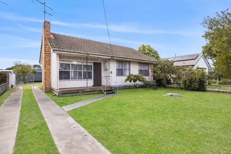 19 Marx Crescent, Ararat VIC 3377