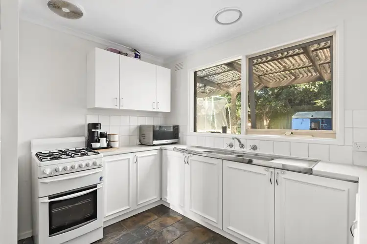 Third view of Homely house listing, 6 Jason Place, Frankston VIC 3199