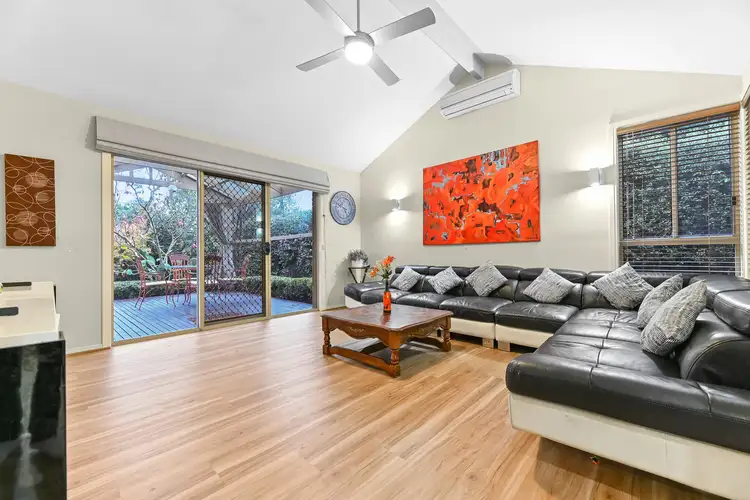 3 Fieldhouse Lane, Berwick VIC 3806