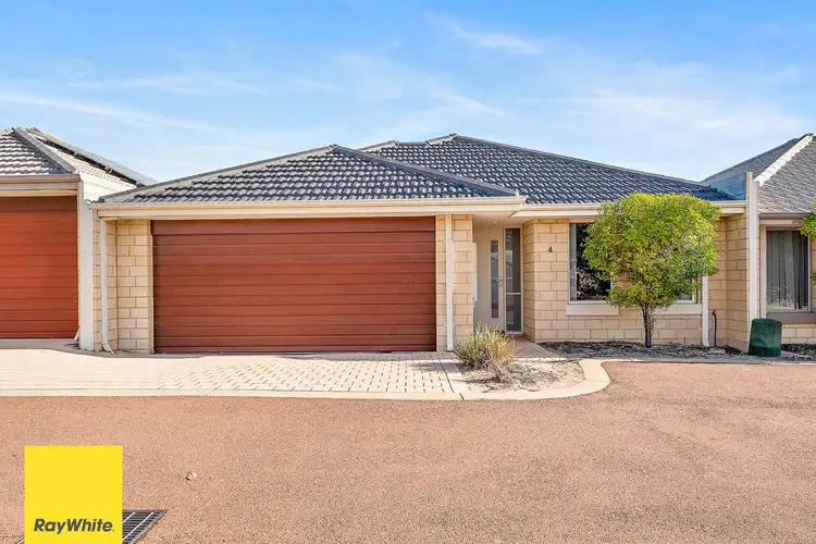 4/37 Oman Pass, Canning Vale WA 6155