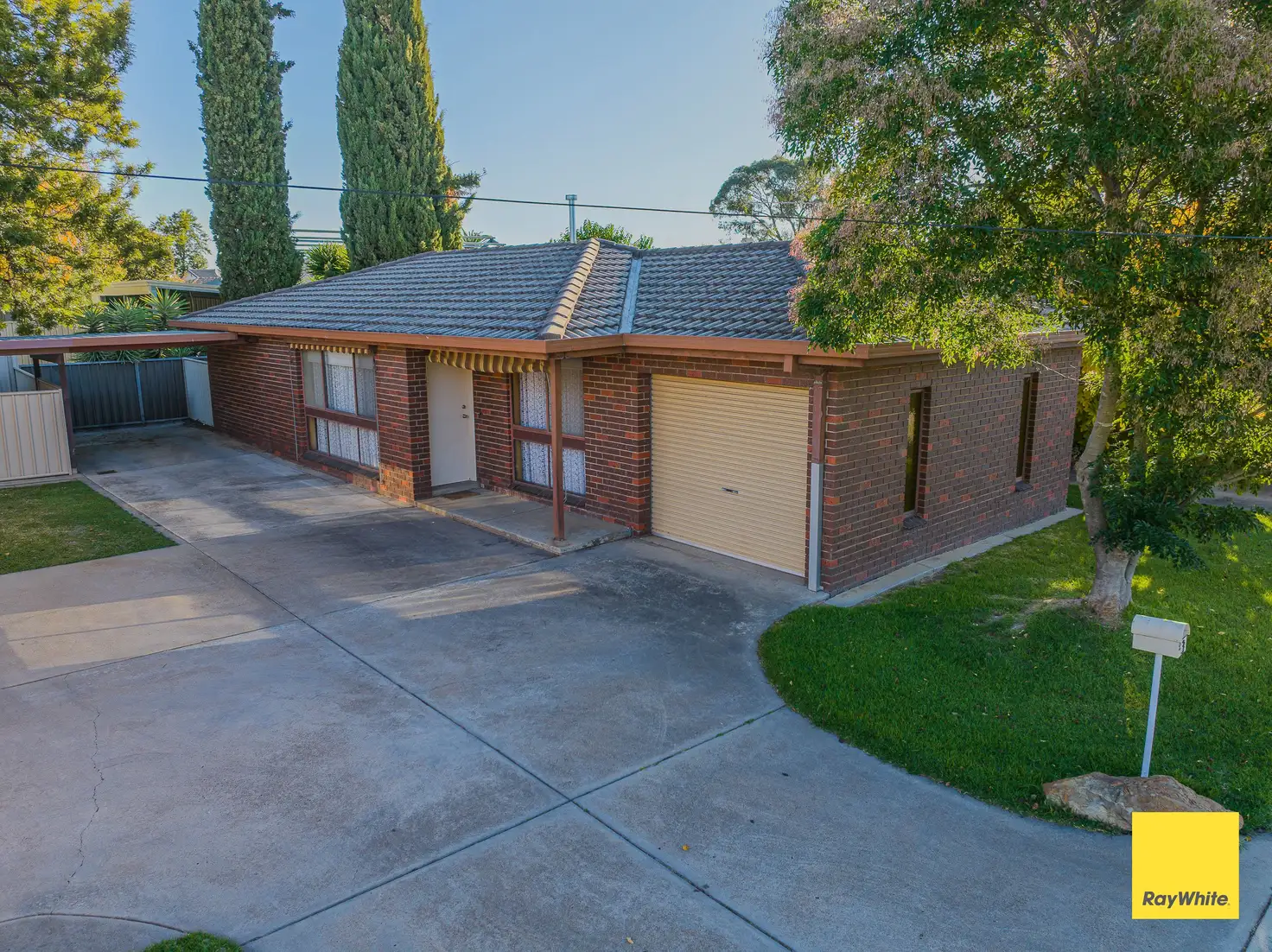 Main view of Homely unit listing, 2/3 Violet Street, Bendigo VIC 3550