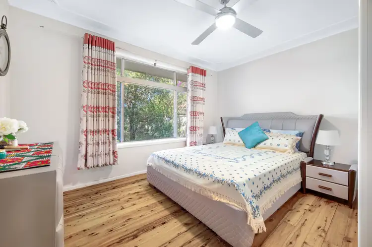 Fourth view of Homely house listing, 5 Burns Avenue, Macquarie Fields NSW 2564