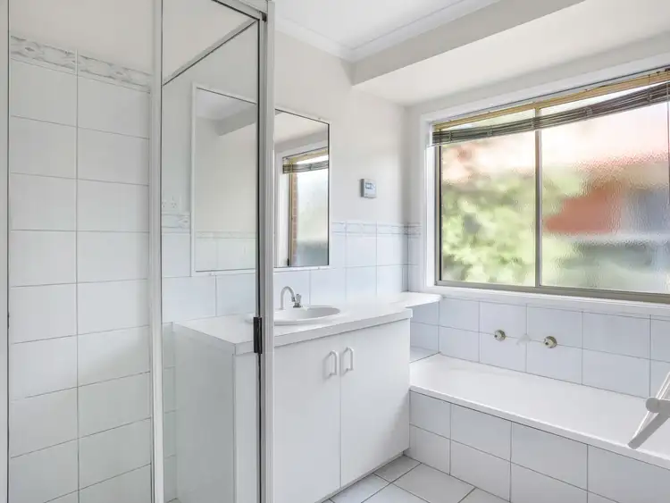 Fifth view of Homely house listing, 18 Katrina Circuit, Corowa NSW 2646