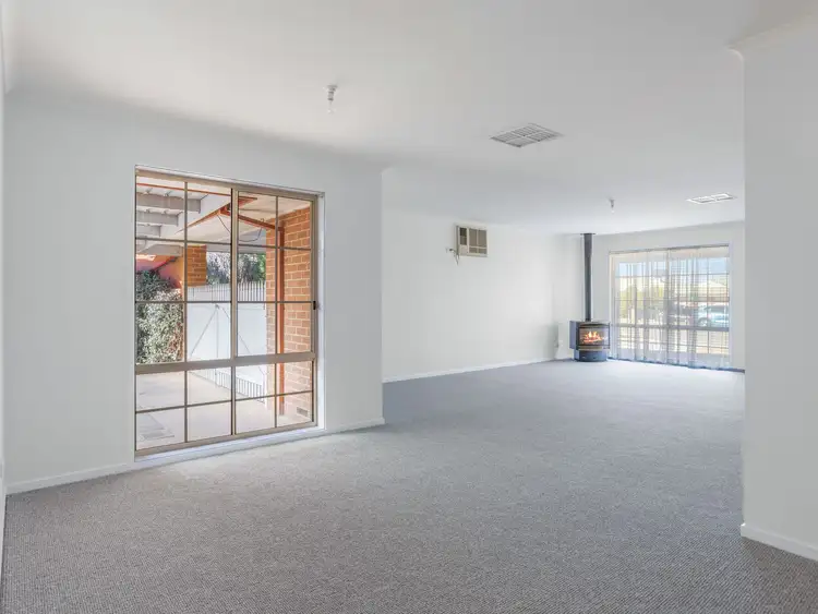 Seventh view of Homely house listing, 18 Katrina Circuit, Corowa NSW 2646
