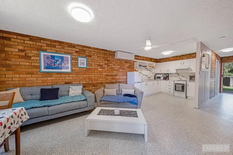 Third view of Homely unit listing, 2/162 Scenic Highway, Lammermoor QLD 4703