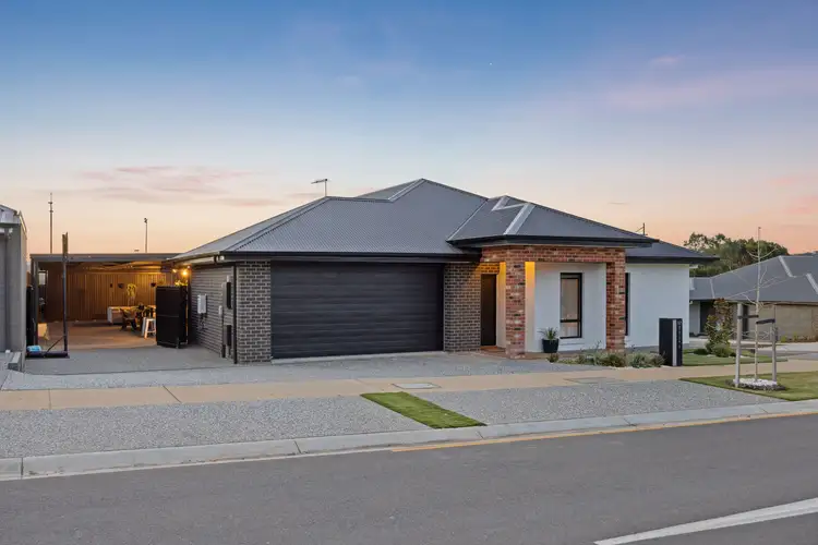 17 Muirfield Street, Mount Barker SA 5251
