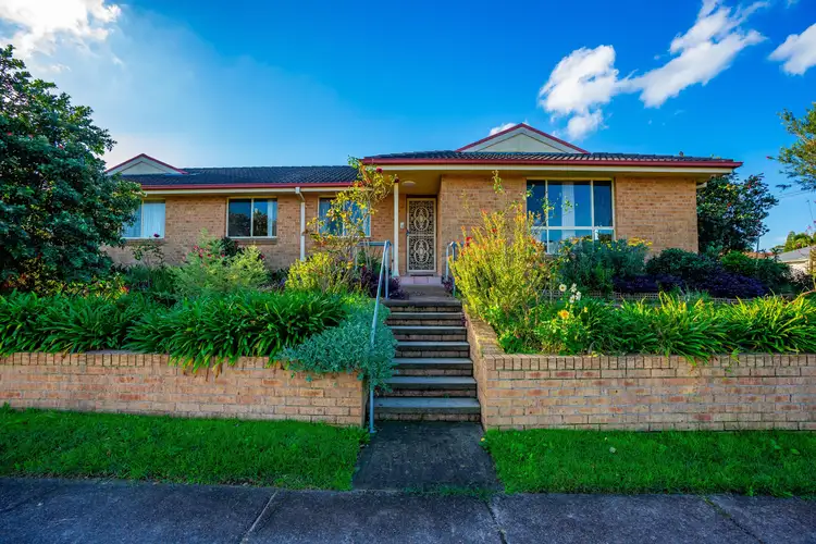 1 Harris Street, Cameron Park NSW 2285