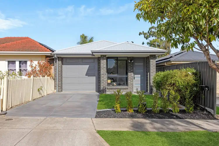 5 Selkirk Avenue, Clearview SA 5085