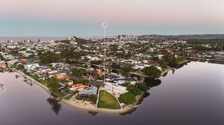 29 Bight Court, Mermaid Waters QLD 4218