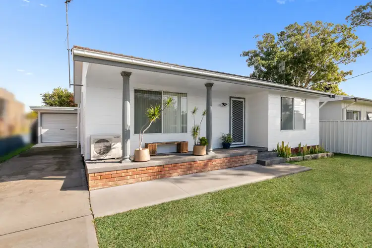 4 Brennon Road, Gorokan NSW 2263