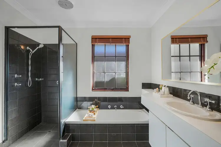 Fifth view of Homely house listing, 4 Cremorne Court, Kallaroo WA 6025