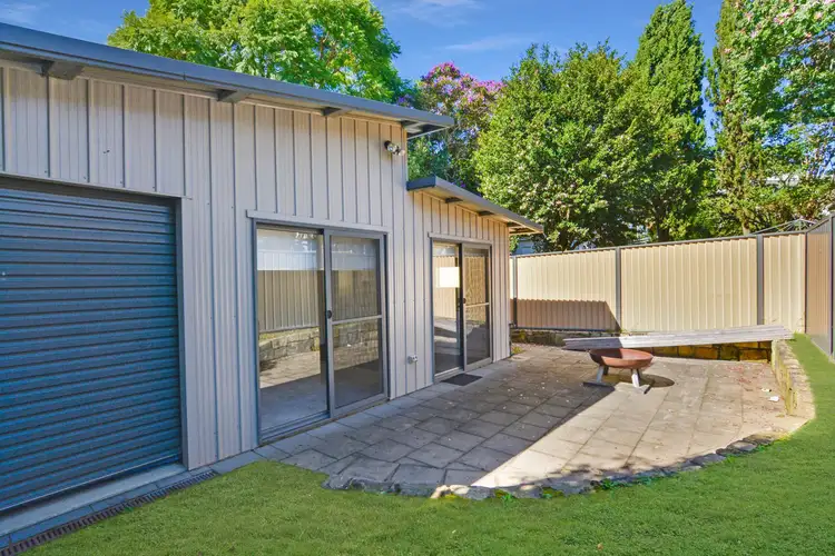 6a Toorak Avenue
