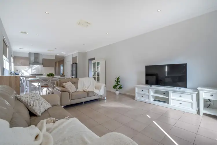 Seventh view of Homely house listing, 48 Kensley Circuit, Craigieburn VIC 3064