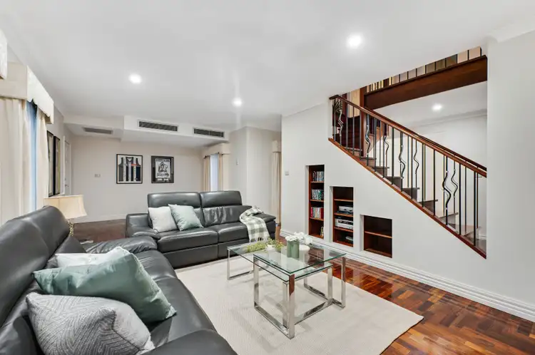 Seventh view of Homely house listing, 7 Irving Close, Greenvale VIC 3059