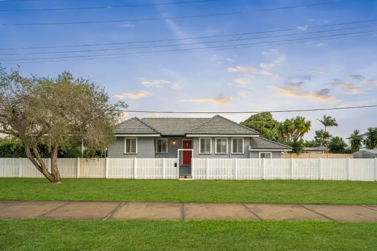 7 Bell Street, Woody Point QLD 4019
