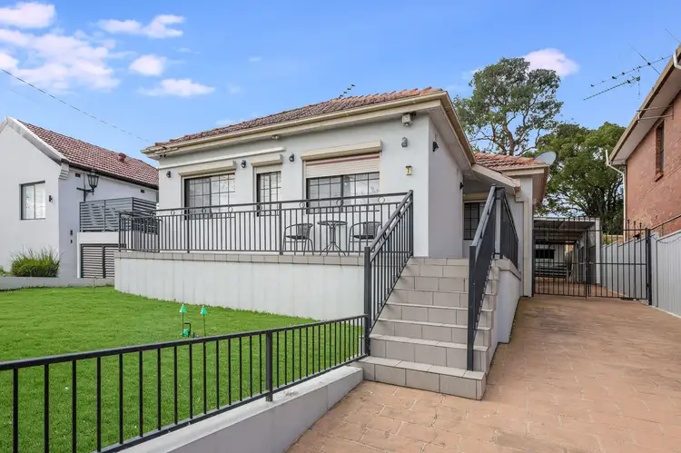 7 Mount Lewis Avenue, Punchbowl NSW 2196