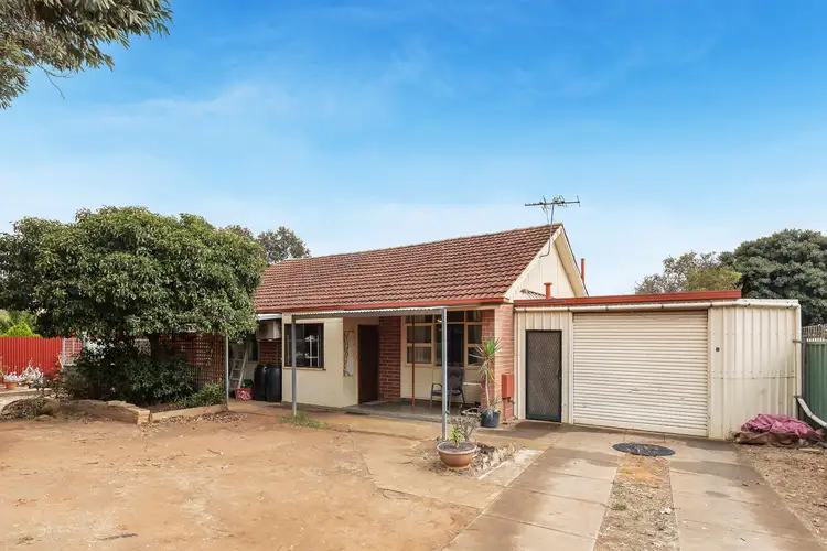 28 Joel Crescent, Elizabeth Vale SA 5112