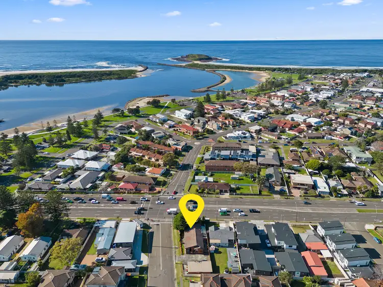 Second view of Homely unit listing, 1/14 Shellharbour Road, Lake Illawarra NSW 2528