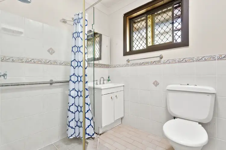 Fifth view of Homely unit listing, 1/14 Shellharbour Road, Lake Illawarra NSW 2528