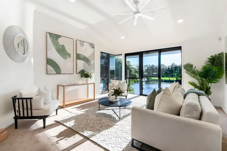 133/125 Santa Cruz Boulevard, Clear Island Waters QLD 4226