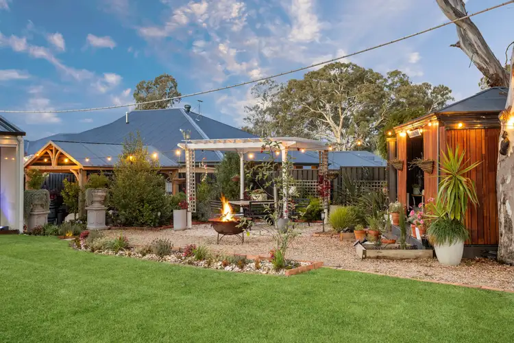 37 Caledonia Avenue, Woodside SA 5244